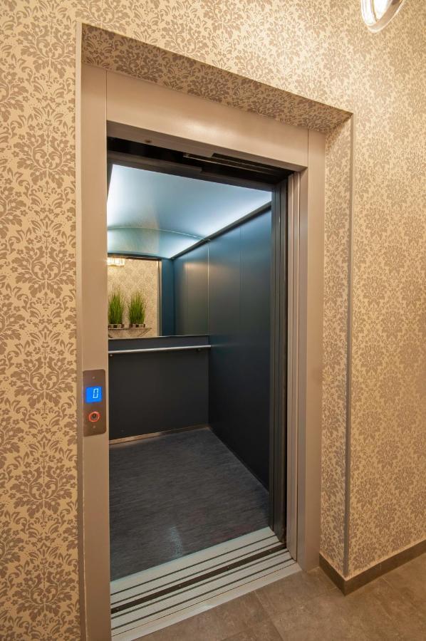 Monaco Ville Wellness 米兹多洛杰 外观 照片