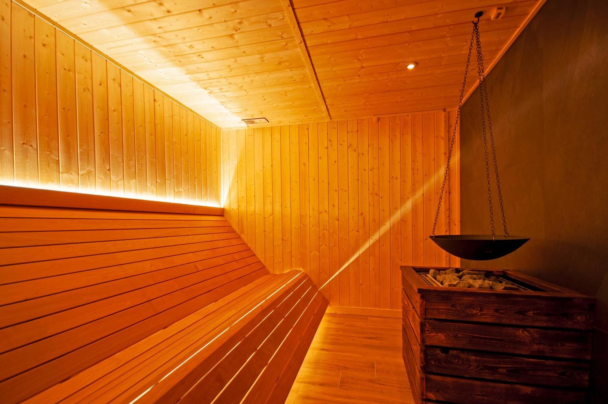 Monaco Ville Wellness 米兹多洛杰 外观 照片
